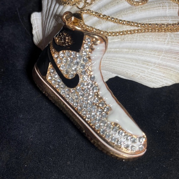 New Betsey Johnson Blue & White Nike Tennis Shoe Rhinestone Embellished Chain - Picture 4 of 5